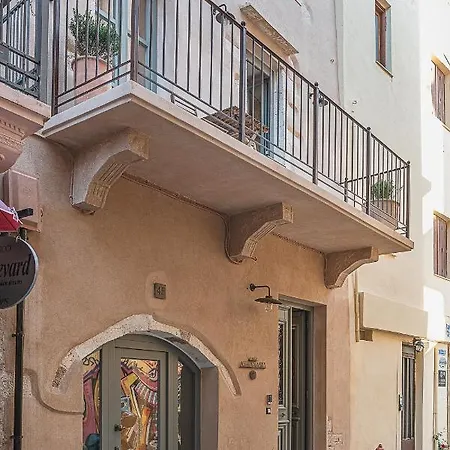 Casa Athanasia Apartment *